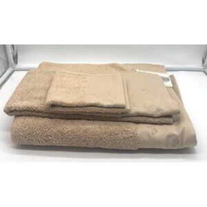 Mary Jane's Home Butterfly Embroidered Towel Set, Amber color